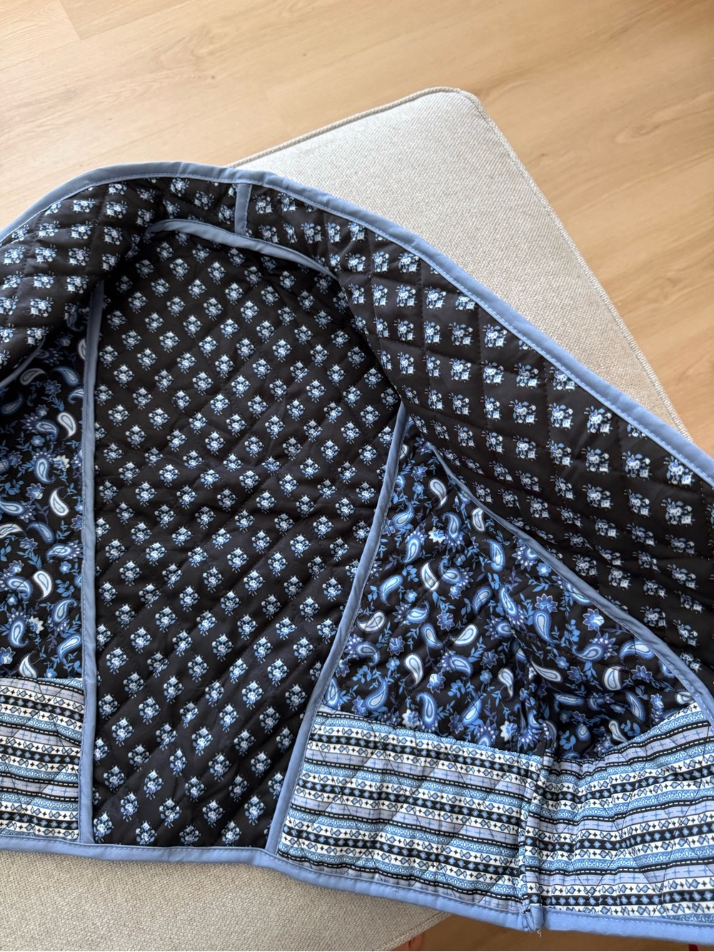 Floral Reversible Jacket - Picture 6 of 6